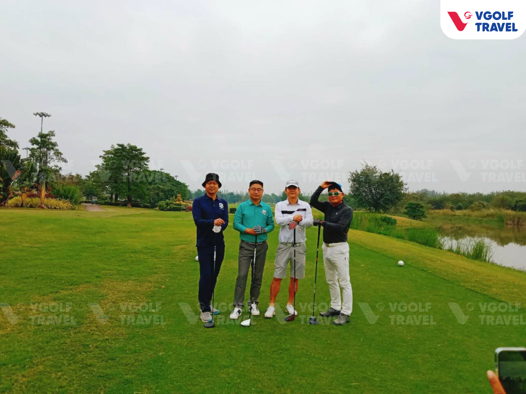 Tour golf Lào